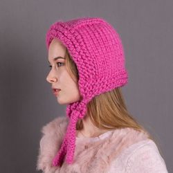 Adult bulky bonnet. Wool. Light Fuchsia color