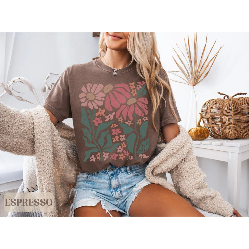 Boho Daisy Flower Tee Shirt Comfort Colors Botanical Tee Boho Tee Wildflower Shirt Plant Shirt Retr
