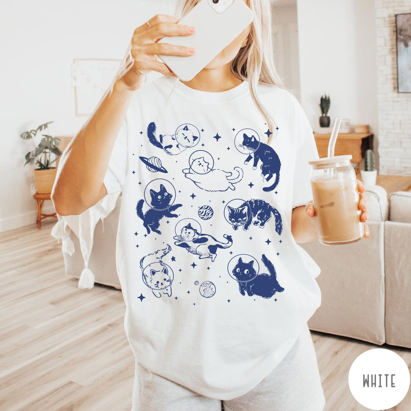 Cats In Space Comfort Colors Shirt Funny Cat Tshirt Oversized Shirt Aesthetic Graphic Retro Vintage 0