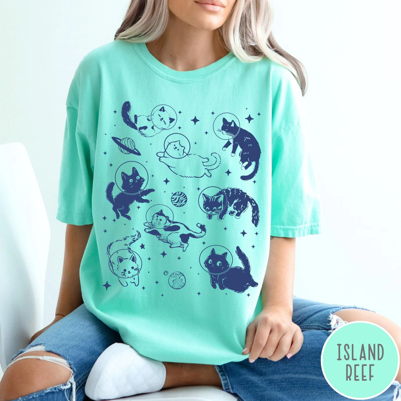 Cats In Space Comfort Colors Shirt Funny Cat Tshirt Oversized Shirt Aesthetic Graphic Retro Vintage 4