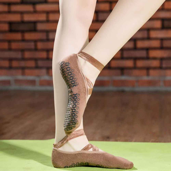 Non-Slip Ballerina Ballet Socks with Grips.jpg