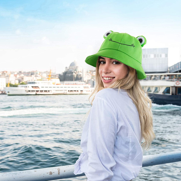 Cute Frog Bucket Hat (8).jpg