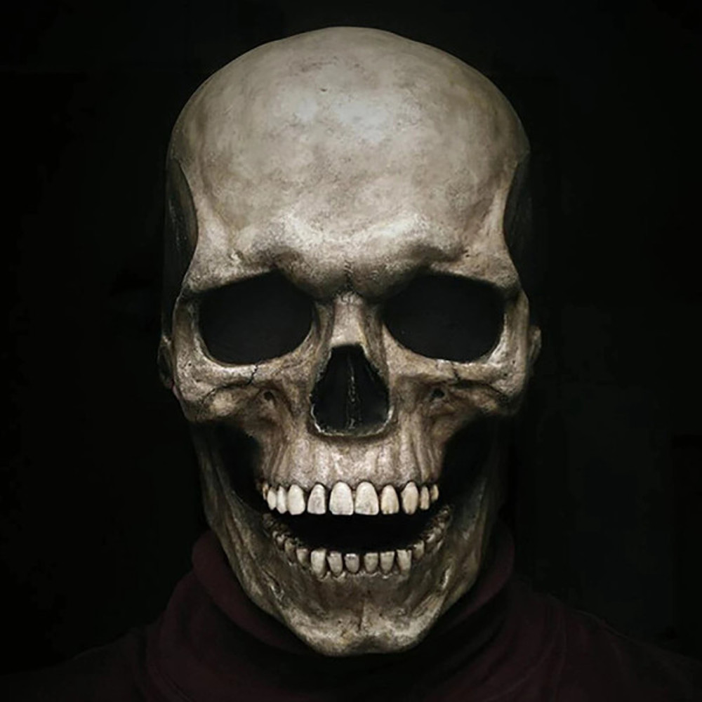 Skull mask with moving jaw perfect for themed events