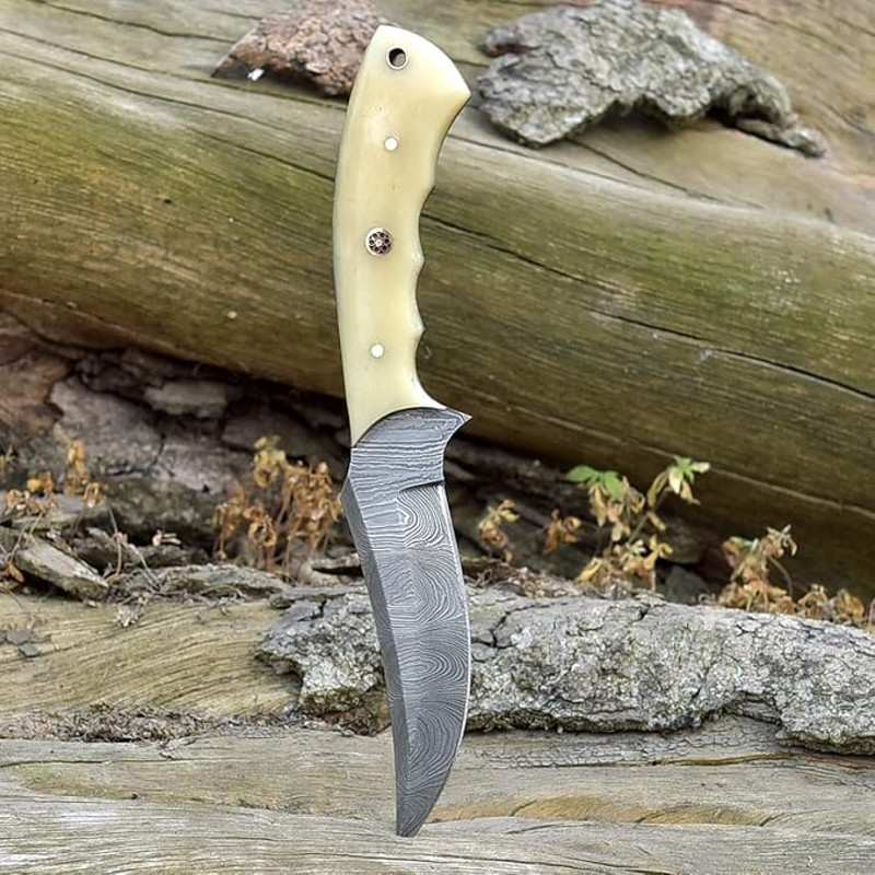 Handmade Damascus Skinning Knife  EDC Fixed Blade Hunting Knife For Skinning Camping Bushcrafting A 4