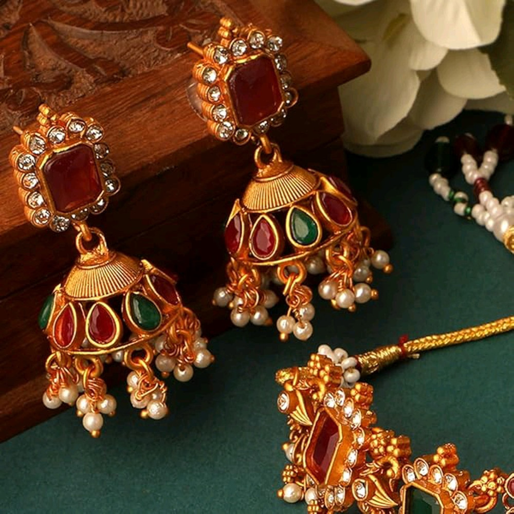 Shining Diva Fashion Latest Stylish Fancy Pearl Choker Traditional Jewellery Set For Women  Temple  3