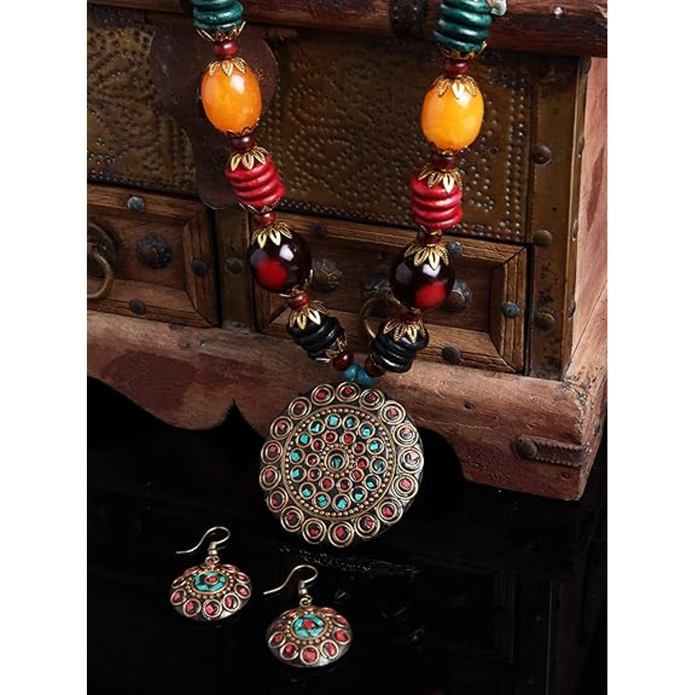 Latest Stylish Traditional Tibetan Pendant Necklace Jewellery Set For Women 3
