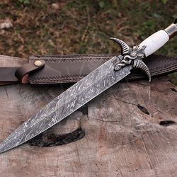 damascus collectible dagger..