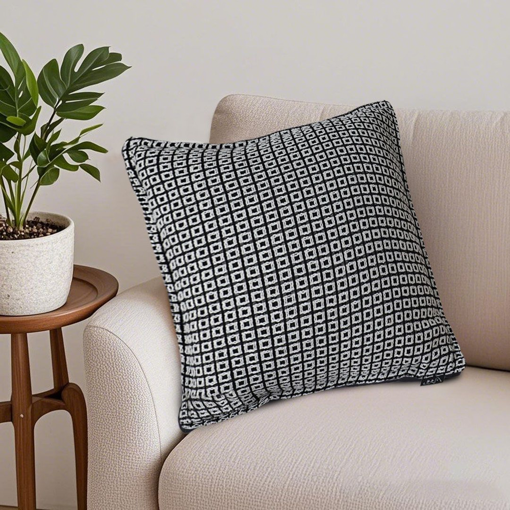 SOGA 45cm Monochrome Black White Decorative Polyester Pillowcase 4