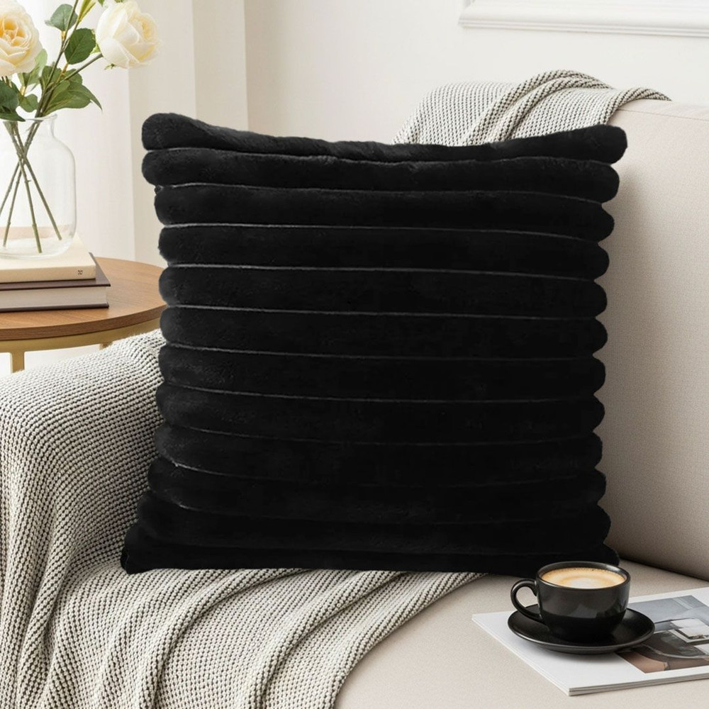 SOGA 45cm Medieval Raised Pattern Fringed Velvet Pillowcase 2