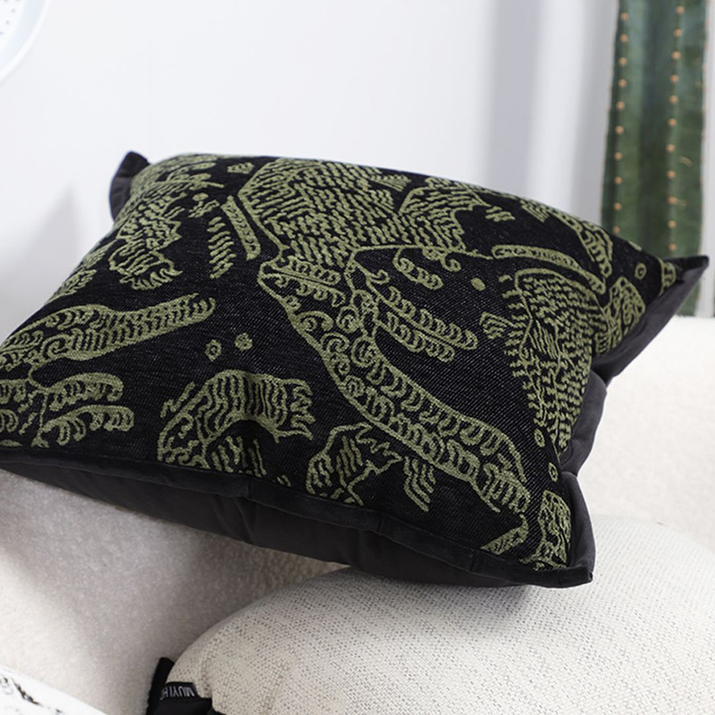 SOGA 45cm NatureInspired Midnight Green Embroidered Pillowcase 2