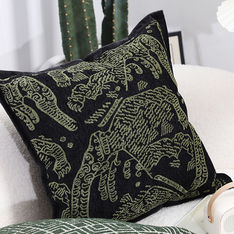 SOGA 45cm NatureInspired Midnight Green Embroidered Pillowcase 3
