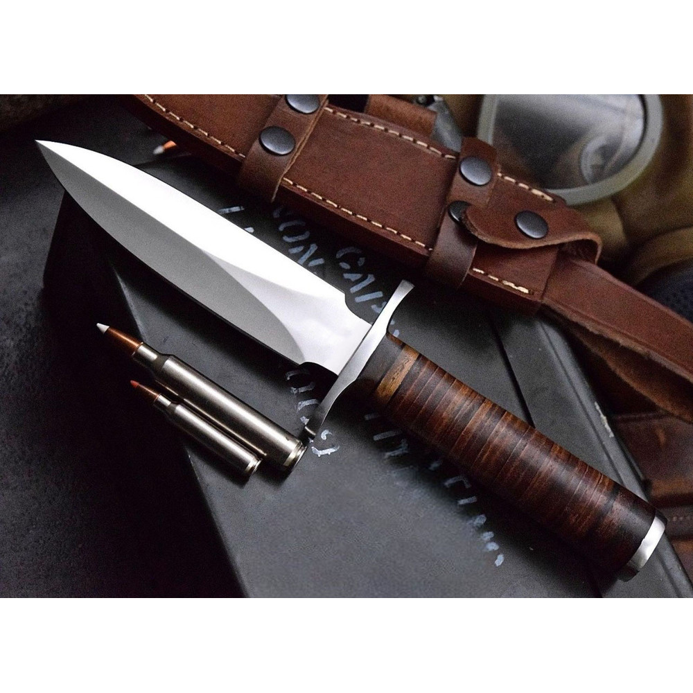 Custom Handmade Beautiful Hunting Knife With D2 Tool Steel  Leather Sheath  0