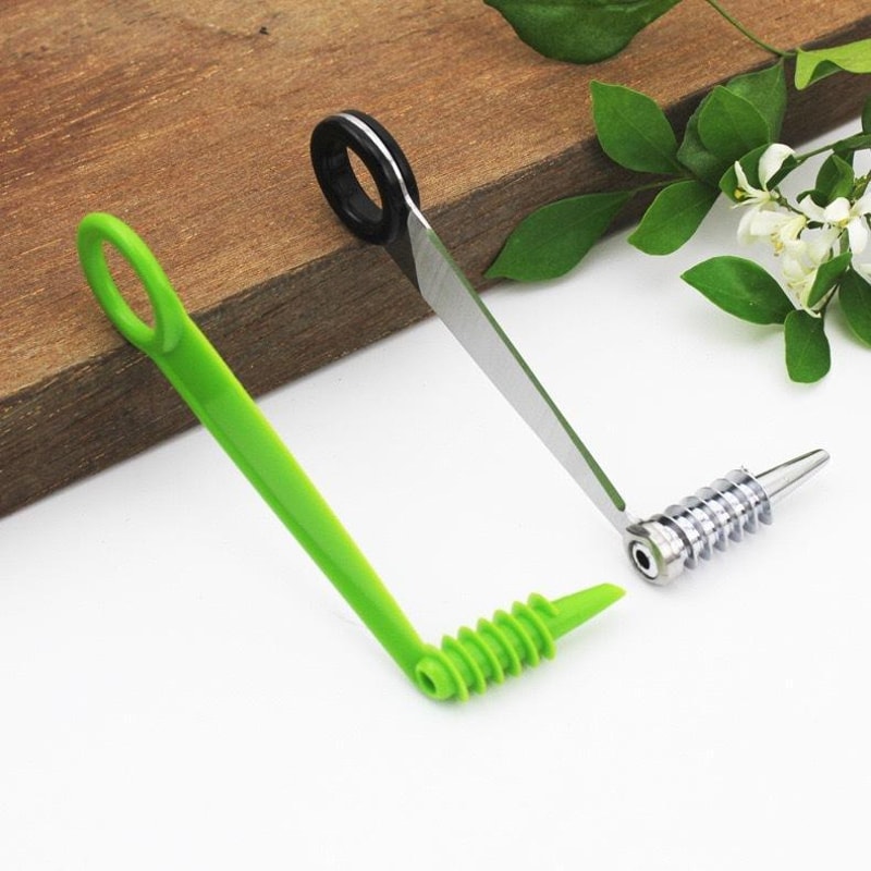 Spiral Cucumber Slicer Vegetable Spiralizer for Salads and Garnishes