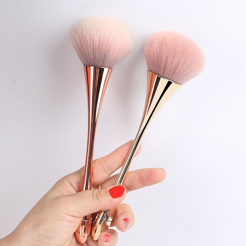 Large Round Head Synthetic Makeup Brush For Powder Blush And Smooth Blending 7