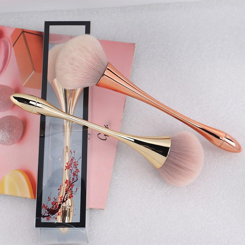 Large Round Head Synthetic Makeup Brush For Powder Blush And Smooth Blending 8