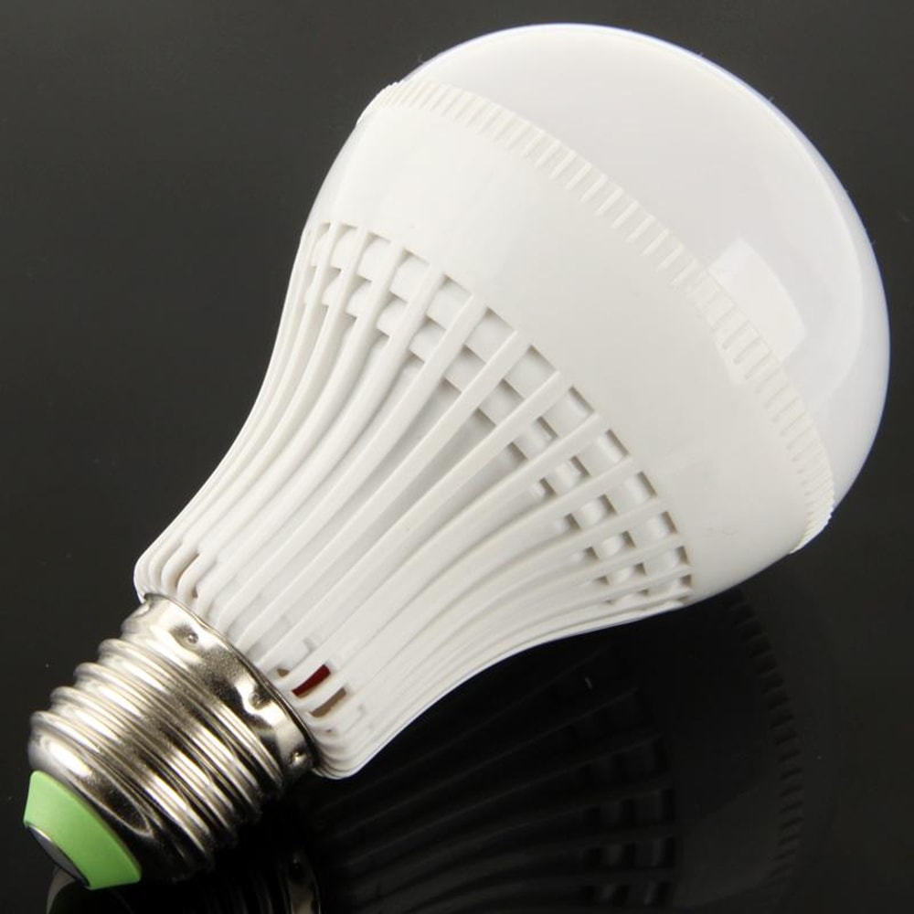 Premium Warm White E27 LED Bulb 7W Energy Saving LED Light Bulb 1