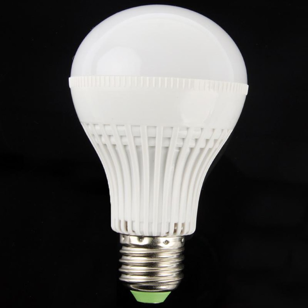 Premium Warm White E27 LED Bulb 7W Energy Saving LED Light Bulb 3
