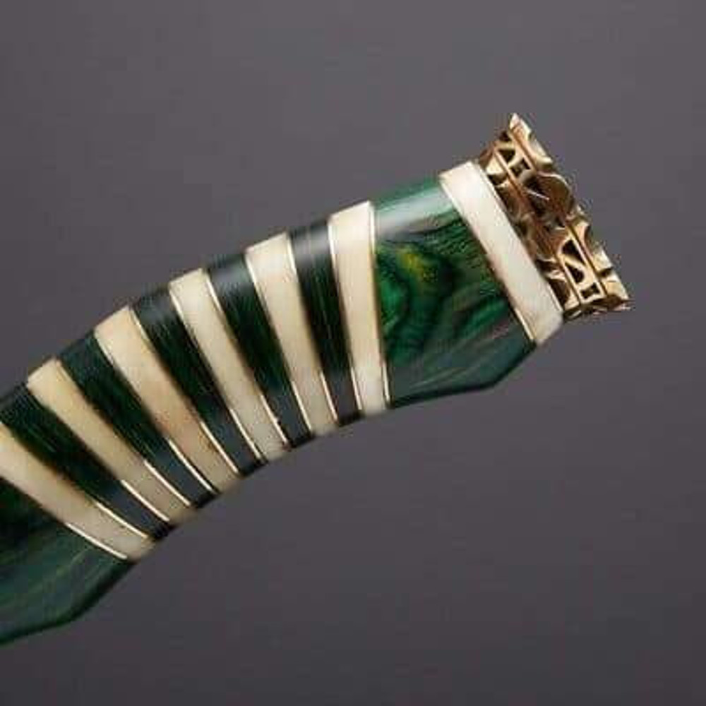 Handmade Damascus Steel Hunting Knife Crown Brass Camel Bone Resin Handle With Leather Sheathe Gift For USA 1