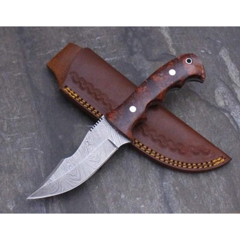 Handmade Damascus Steel Hunting Knife Skinner Knife Resin Handle With Leather Sheathe Gift For USA Fathers Day Gift 0