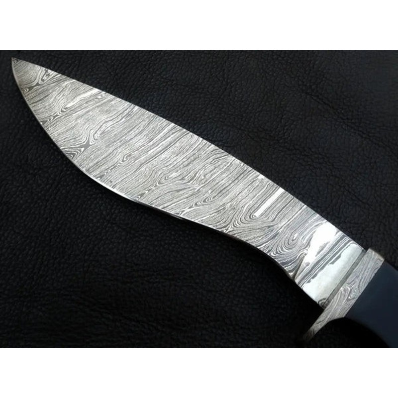 Handmade Damascus Steel Hunting Knife Buffalo Horn  Steel Hnadle With Leather Sheathe Gift For USA Fathers Day Gift 2