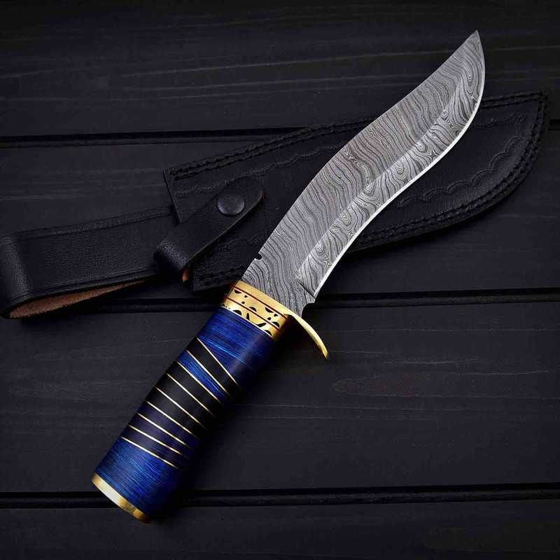 BOWIE KNIFE WITH BRASS HANDLE 3