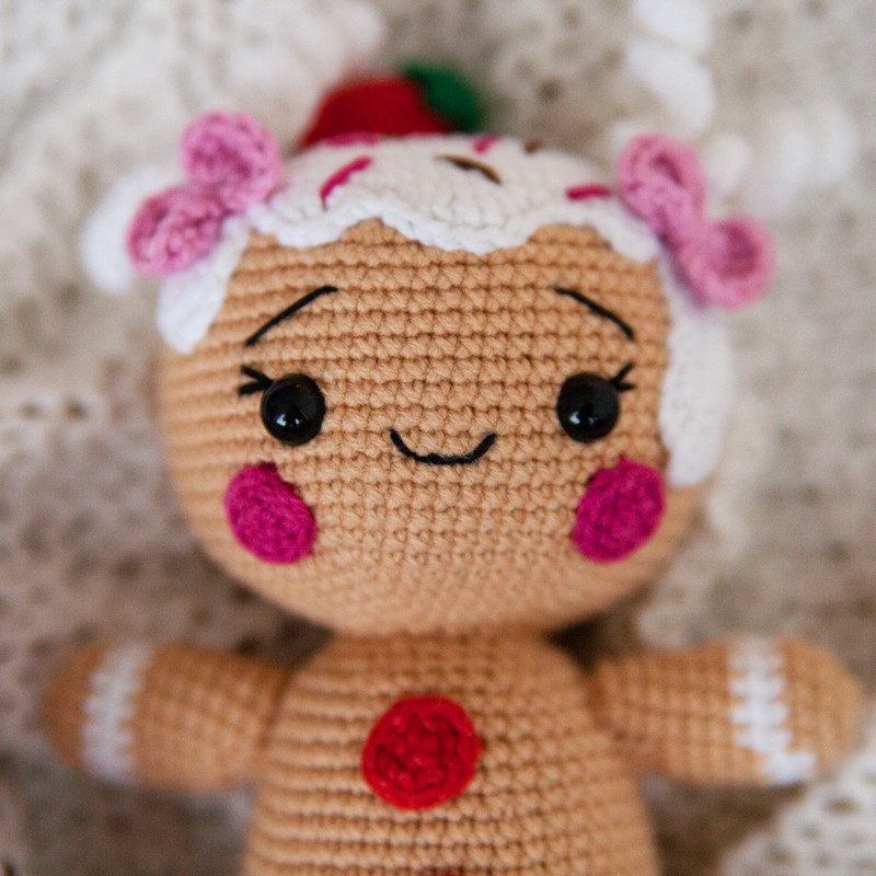 Crochet Amigurumi Pattern Christmas Gingerbread Man PDF Pattern 6