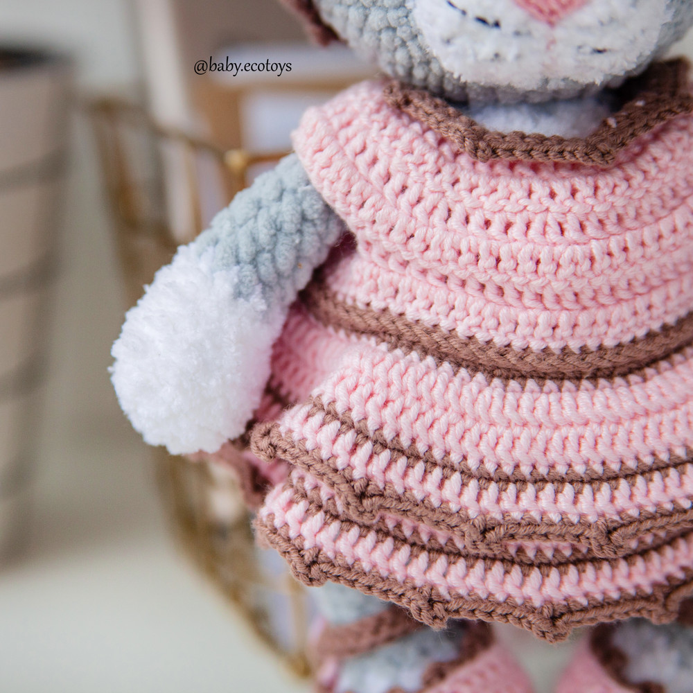 Crochet Amigurumi Pattern Kitty Lily In Outfit 1