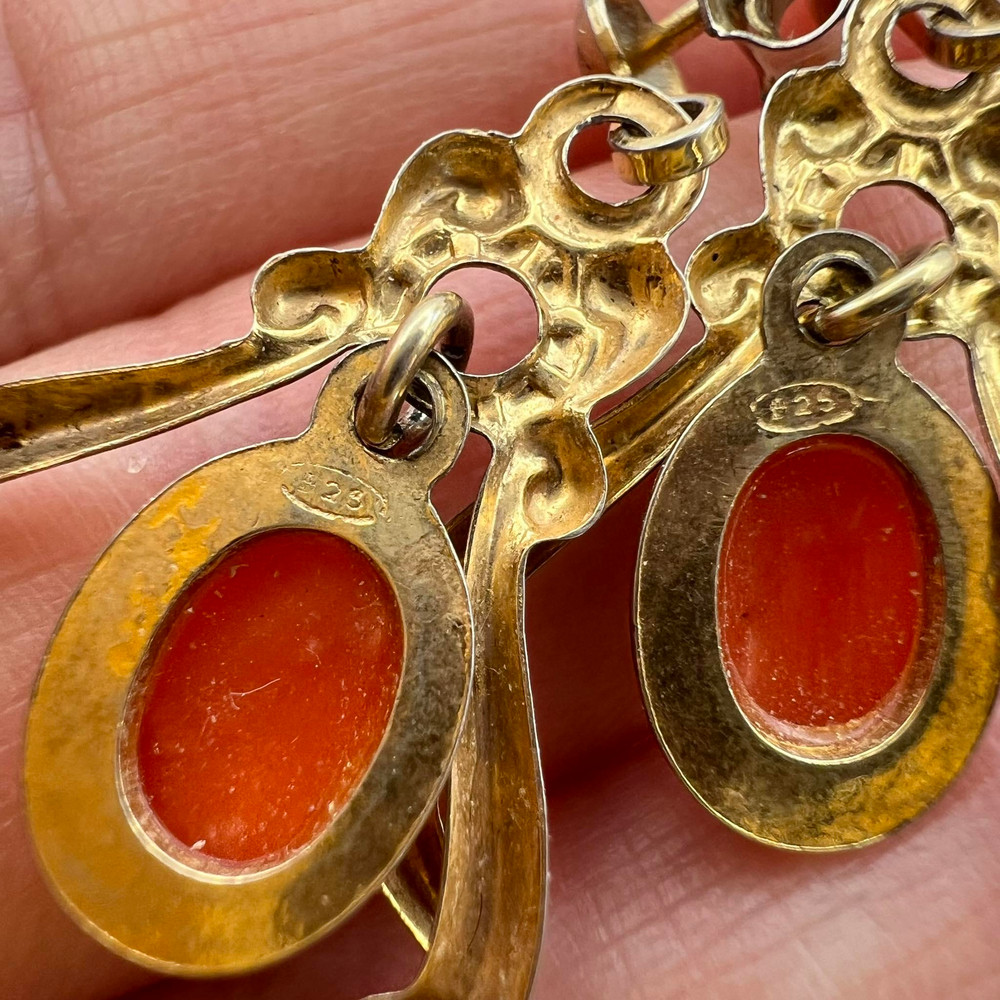 Gilt Sterling Silver 925 Vintage Pre Owned Womans Stud Ear Earrings Coral Gemstone Signed 5