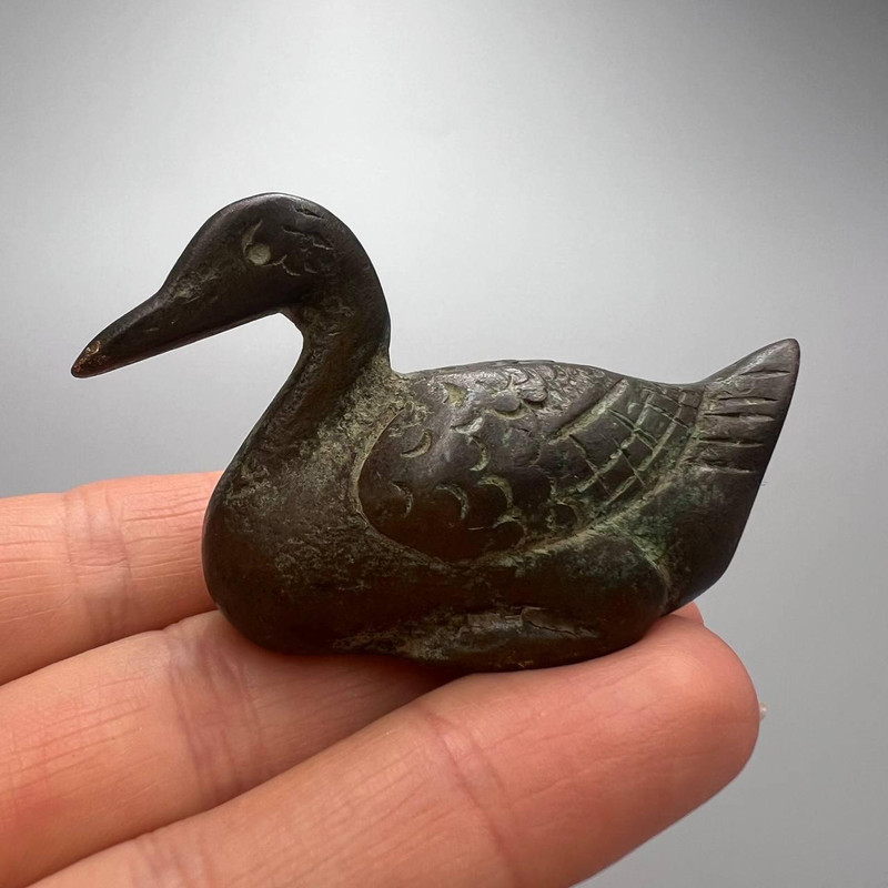 Heavy Antique Bronze Mini Figure Statue Bird Duck Collectible Home Decor 2