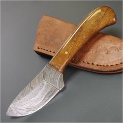 damascus skinner knife precision cutting for every hunt, sharp blade & sheath included, perfect tool for field dressing