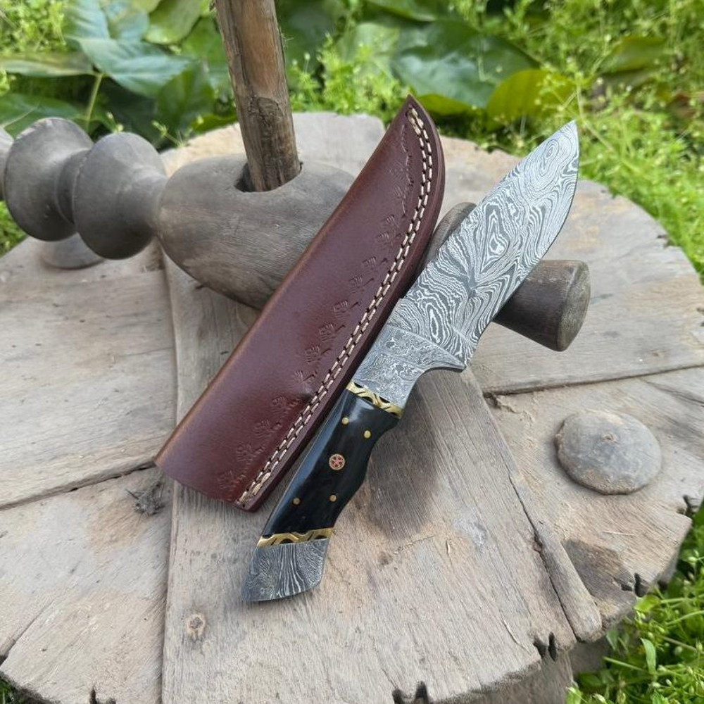 Handmade Damascus Steel Full Tang Classic Hunting Knife  Sheath Horn Handle Tactical Fixed Blade Su 0