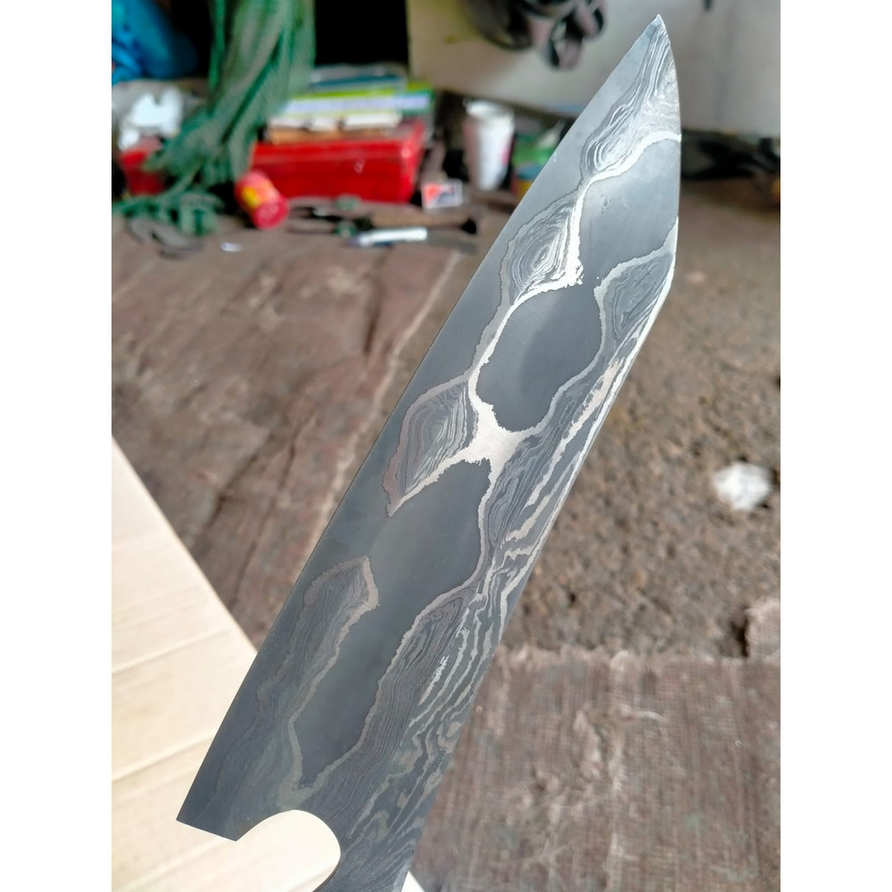 DAMASCUS CHEF KNIFE  JAPANESE CHEF KNIFE  CUSTOM DESIGN  UNIQUE PATTERN  COOKING KNIFE WITH SHEATH