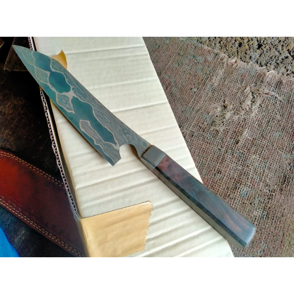 DAMASCUS CHEF KNIFE  JAPANESE CHEF KNIFE  CUSTOM DESIGN  UNIQUE PATTERN  COOKING KNIFE WITH SHEATH