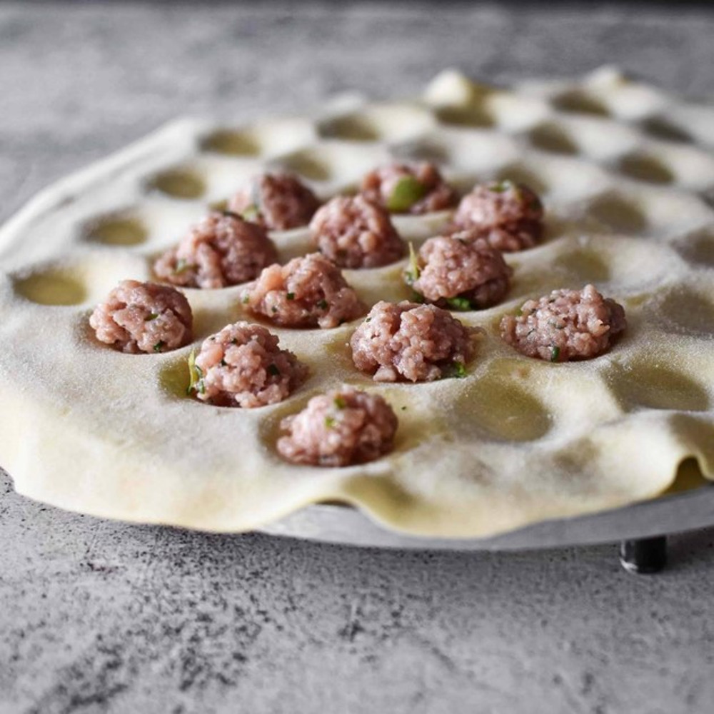 ALUMINIUM Pelmennica Ukrainian Pelmeni Mold Pelmennitsa DumplingsRavioli Maker 8