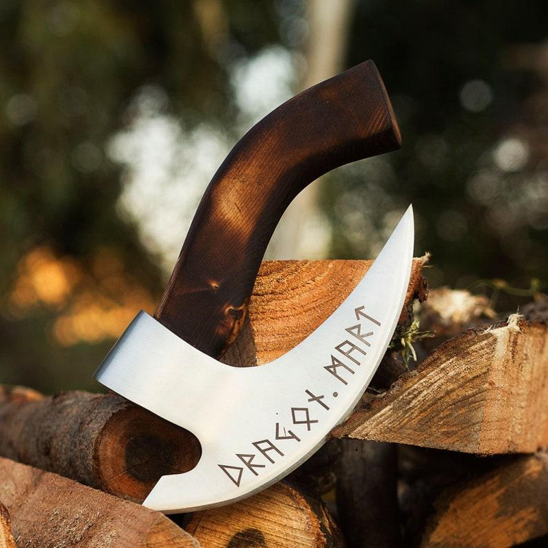 High Corban Steel Pizza Cutter With Leather Cover 3