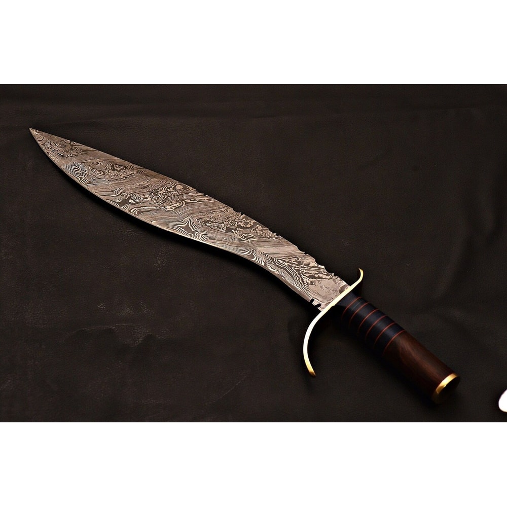 Damascus Steel Kukri HandForged Curved Survival Knife Perfect For Outdoor Enthusiasts 1