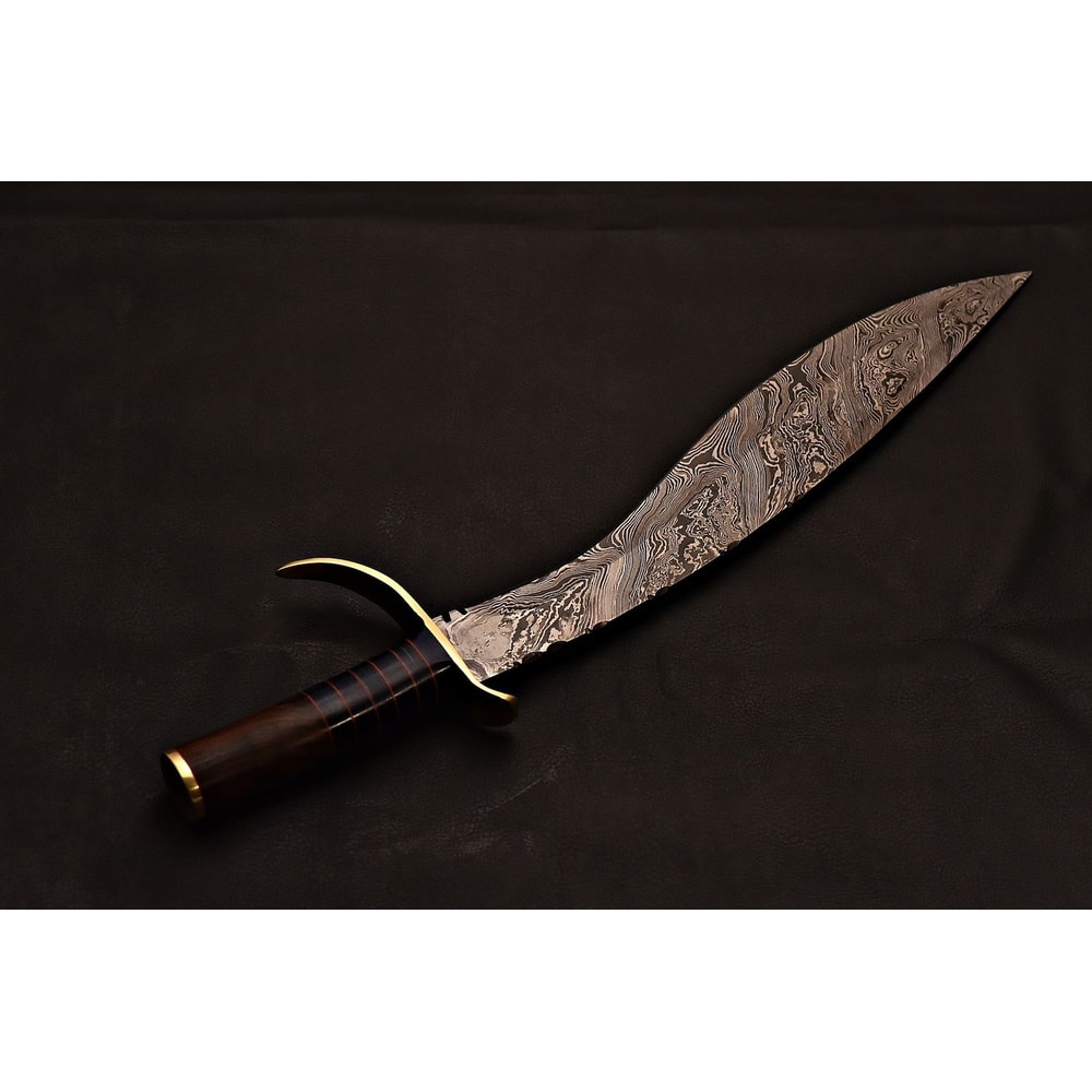 Damascus Steel Kukri HandForged Curved Survival Knife Perfect For Outdoor Enthusiasts 3