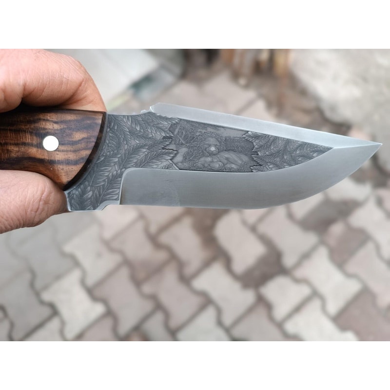 Hunting Knife 1075 Carbon Steel Full Tang Heavy Duty Outdoor Knife Walnut Wood Handle 3