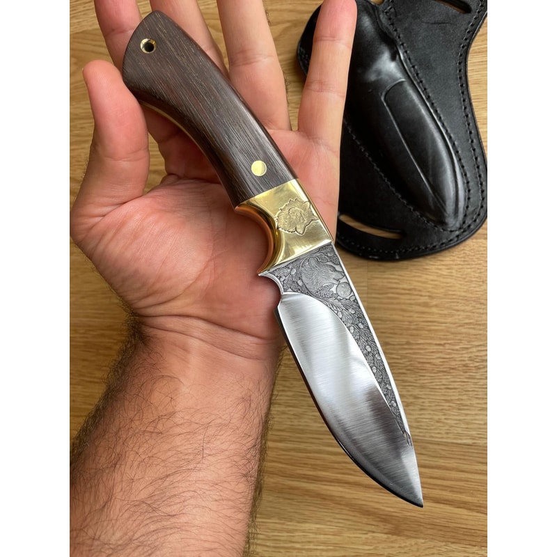 Hunting Knife 1075 Carbon Steel Wolf Engraved Blade Ebony Wood Handle Brass Bolsters 3