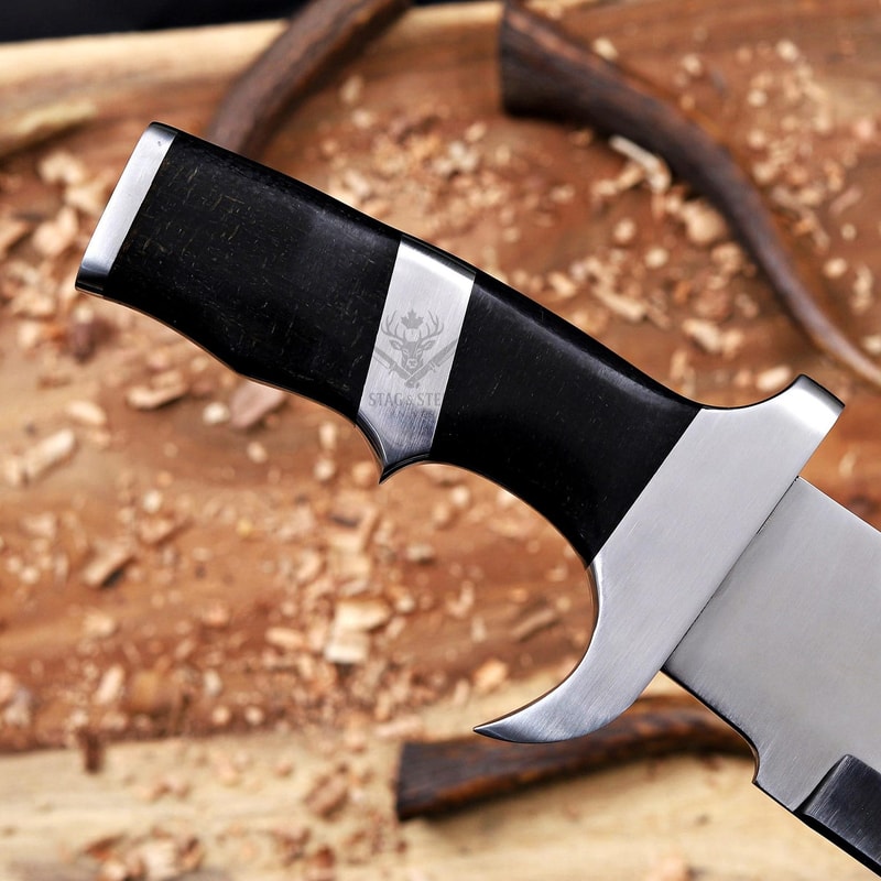 Handmade Predator Bowie Knife D2 Steel Tactical Outdoor Blade 1