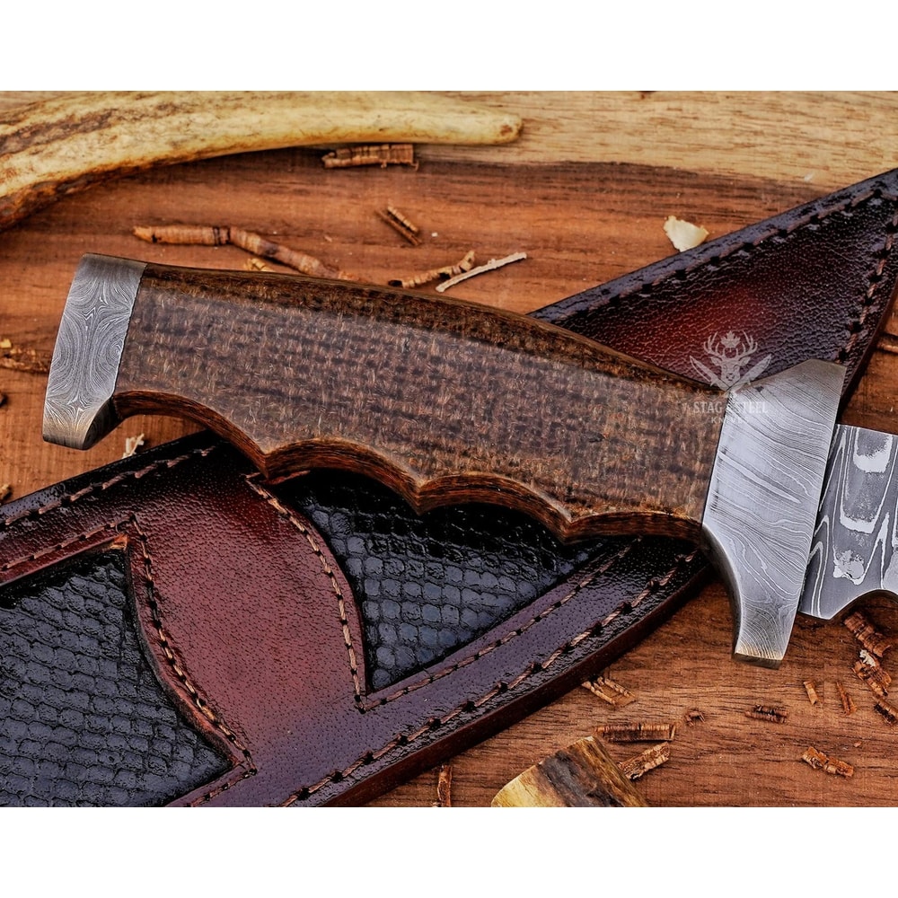 Handmade Damascus Bowie Knife Hunting Collectible Gift Knife 1