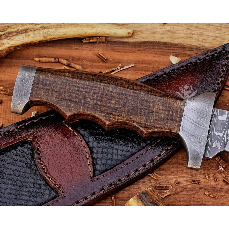 Handmade Damascus Bowie Knife Hunting Collectible Gift Knife 1