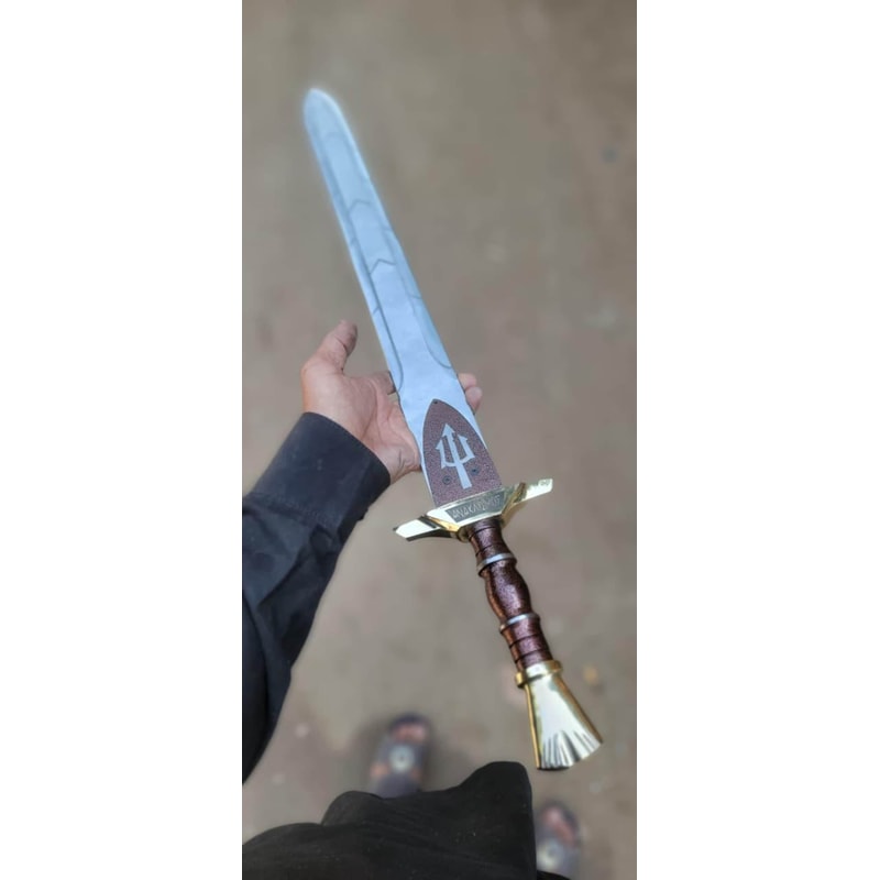 Handmade High Carbon Steel Sword 34 With Rosewood Handle Brass Accents Leather Sheath 3