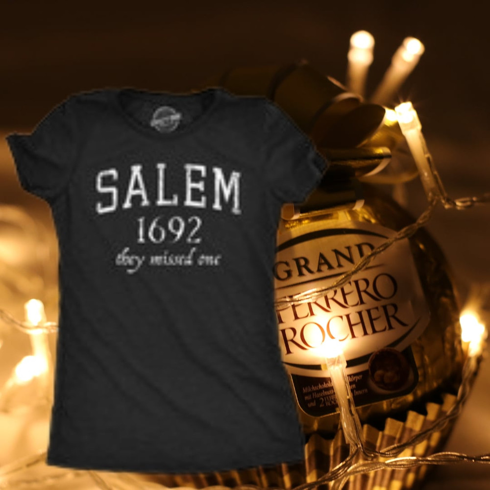 Womens Salem Mass 1692 3XL T Shirt Funny Halloween Witch Broom Joke Tee For Ladies 3XL 0