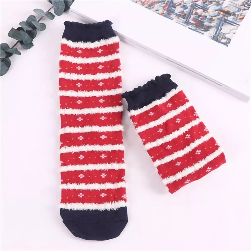 Christmas Breathable Bamboo Red Warm Comfortable Lightweight Casual Cotton Socks For Women 2