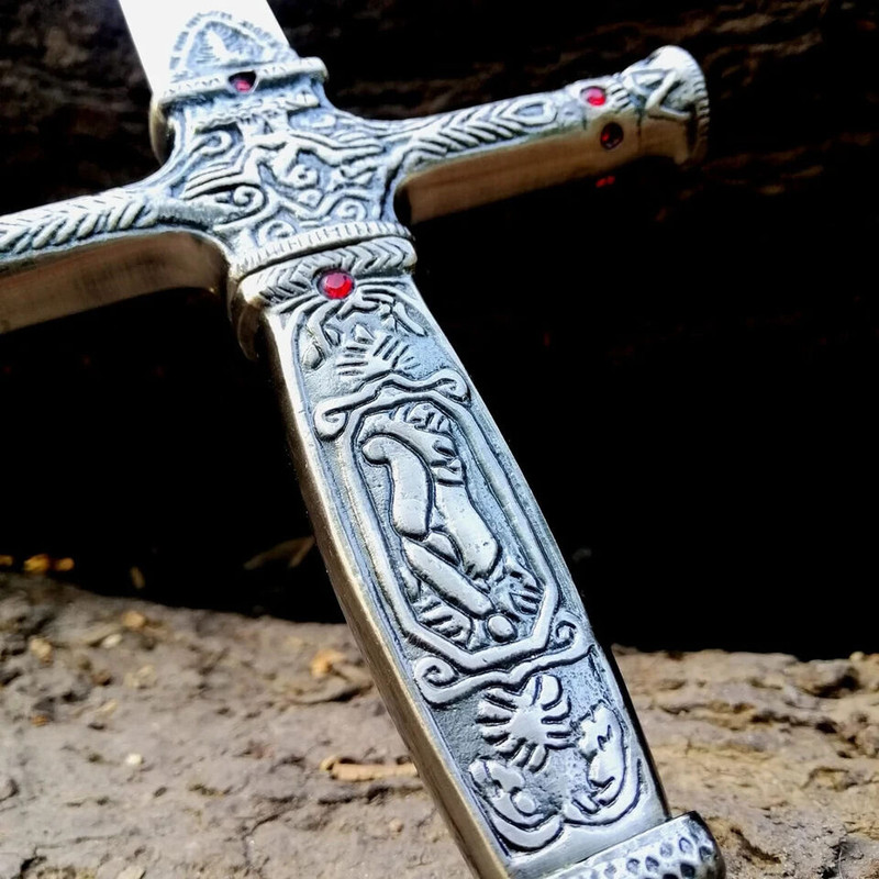 Harry Potter Wizard Godric Gryffindor Replica Sword 34 With Leather Sheath 1