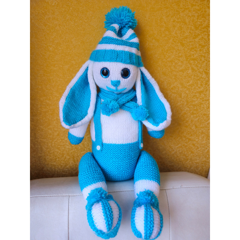 Rabbit Crochet From Acrylic Threads 1