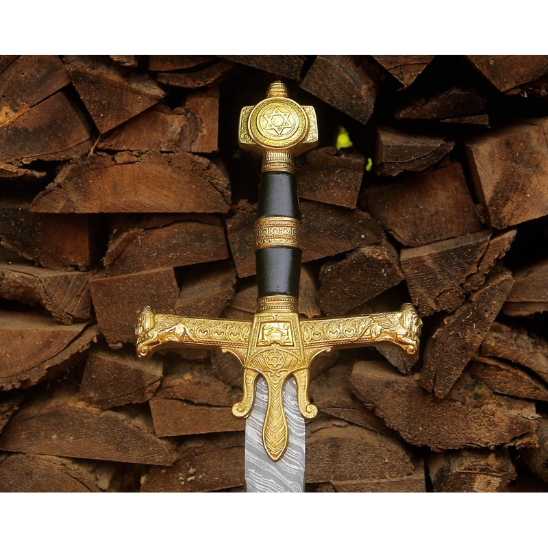 Hand Forged Damascus Steel Medieval Knight Sword 36 Gold Hilt Handmade Collector Blade 1