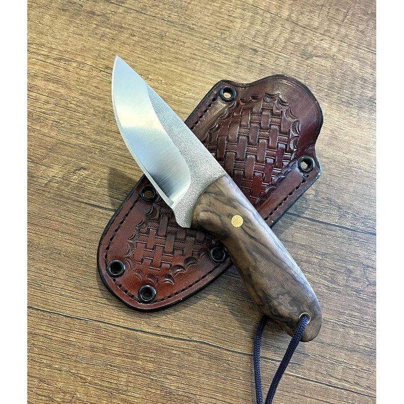 Compact N690 Steel Camping Knife Walnut Wood Outdoor Hunting Blade 7