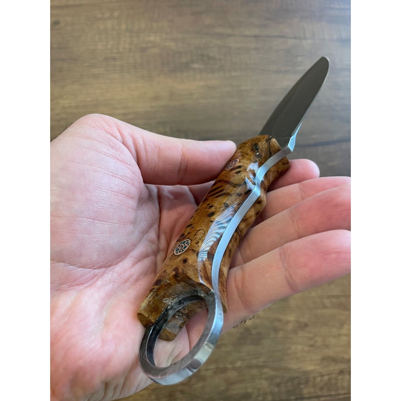 Premium 150 Layer Damascus Steel Outdoor Knife With Chestnut Wood Handle 4